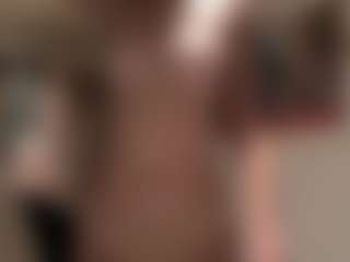 KarineSolverud's Live Sex Cam Show