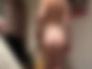 Live cam show with KarineSolverud - Dildo on Camsoda
