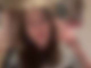 KarineSolverud's Live Sex Cam Show