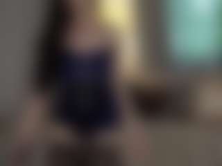 Live cam show with LilluCooper1 - Drinking on Camsoda