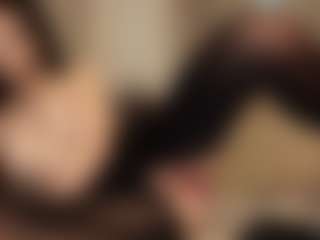 Live cam show with LilluCooper1 - Brown Hair on googirlz