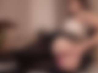 Live cam show with LilluCooper1 - Facefuck on hotwifechat.live
