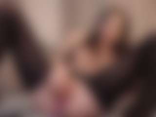 Show en direct avec LilluCooper1 - Fetish sur Camsoda