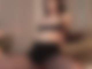 Live cam show with LilluCooper1 - Ass Bouncing on dropp.cam