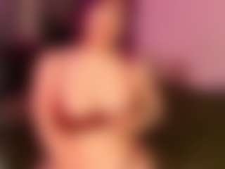 Live cam show with LovelyKristi - White Curvy on CamClone | united states