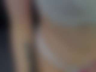 Miraletta's Live Sex Cam Show