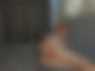 Live cam show with Miraletta - Rub on CamwithHer
