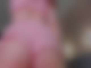 Live cam show with Miraletta - Blue Eyes on Camsoda