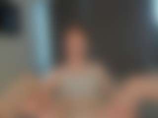 Live cam show with Miraletta - Blonde Hair on sexylive.show