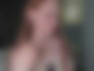 Live cam show with Miraletta - Athletic Young Adult on TeamSkeetLive