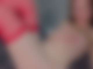 Live cam show with Miraletta - Petite on Camsoda