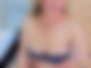 Pamelamilff's Live Sex Cam Show