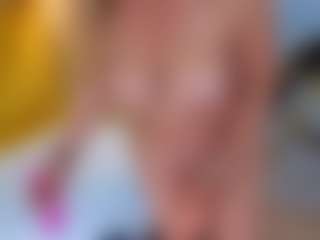 Pamelamilff's Live Sex Cam Show