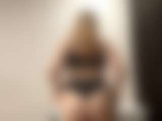 PrincessIvans's Live Sex Cam Show