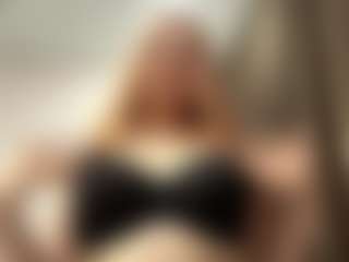 Live cam show with PrincessIvans - Blue Eyes on slutload