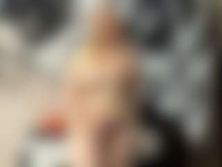Live cam show with PrincessIvans - Striptease on Fling VIP Chat