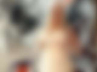 Live cam show with PrincessIvans - Camel Toe on Dolls Live