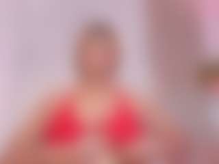 Live cam show with Raquelrose - New Squirt on pussylord.com