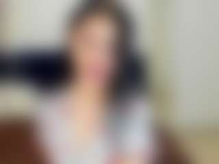 Live cam show with ReneeSutton - New Teen (18+) on CamwithHer