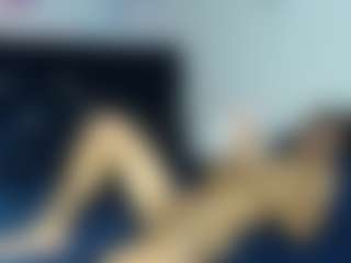 tasty-cupcake's Live Sex Cam Show