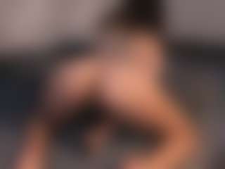 evacurl's Live Sex Cam Show