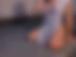 evacurl's Live Sex Cam Show