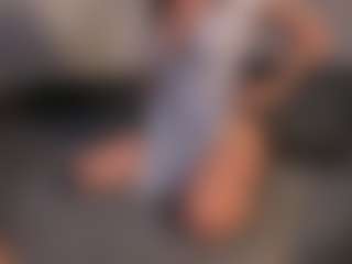 evacurl's Live Sex Cam Show