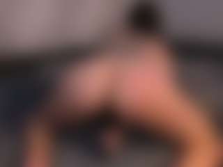 evacurl's Live Sex Cam Show