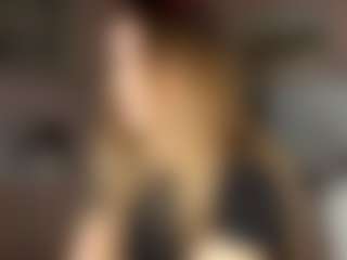 Live cam show with GloryLiehr - Thin on Camsoda