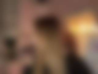 Live cam show with GloryLiehr - Thin on livesuperchat.net