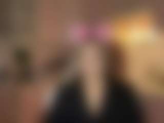 Live cam show with GloryLiehr - American Teen (18+) on Camsoda