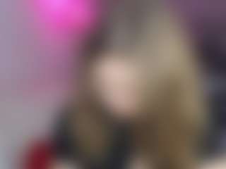 Live cam show with MelisaTerner - Upskirt on Camsoda