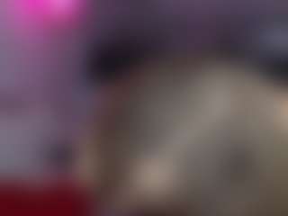 Live cam show with MelisaTerner - Thin on CamClone