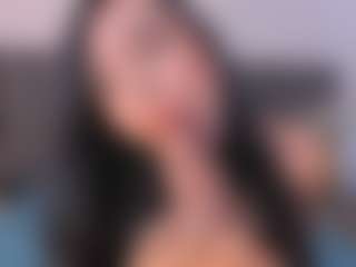 SeleneLujann's Live Sex Cam Show