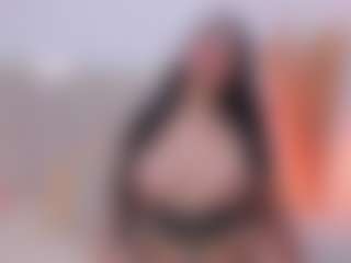 SeleneLujann's Live Sex Cam Show