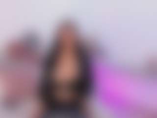SeleneLujann's Live Sex Cam Show