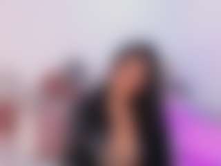 SeleneLujann's Live Sex Cam Show