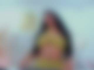 SeleneLujann MILF webcam performer live streaming