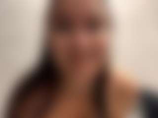 Live cam show with TameshaVolpi - Mature Middle Aged on SinfulBabes