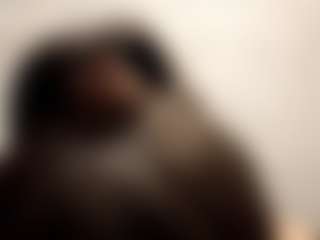 Live cam show with TameshaVolpi - Skinny MILF on slutload