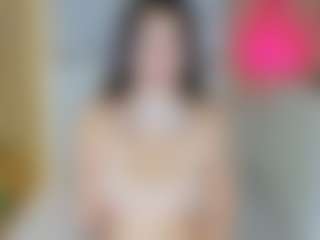 Live cam show with ZoeeOf - New Blowjob on Camsoda
