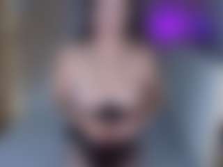 ZoeeOf's Live Sex Cam Show
