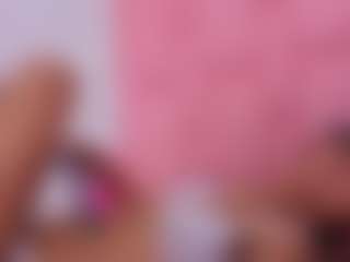 emelysweett's Live Sex Cam Show