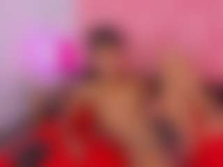 emelysweett's Live Sex Cam Show