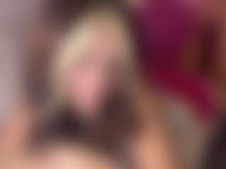 rileybellee's Live Sex Cam Show