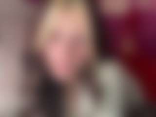 rileybellee's Live Sex Cam Show