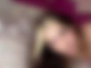 rileybellee's Live Sex Cam Show