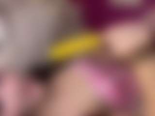 Live cam show with rileybellee - Sensual on camgirlchat.live
