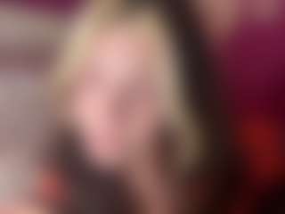 rileybellee's Live Sex Cam Show