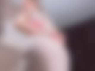 Live cam show with FelicitaScarr - Skinny Teen (18+) on fapnchat